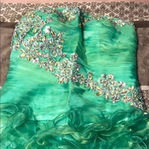 Tony Bowls Paris green PROM dress.